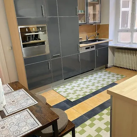 Apartment 5-room Schoeneberg *