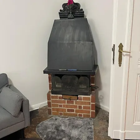 5-room Schoeneberg Lejlighed *